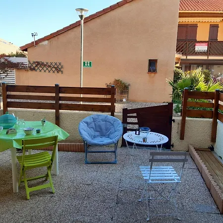 Port Leucate: T2 Rdc 4 Pers Proche Port Avec Terrasse, Parking Securise, Tv, Lave-linge, Plancha - Fr-1-798-3 Apartment